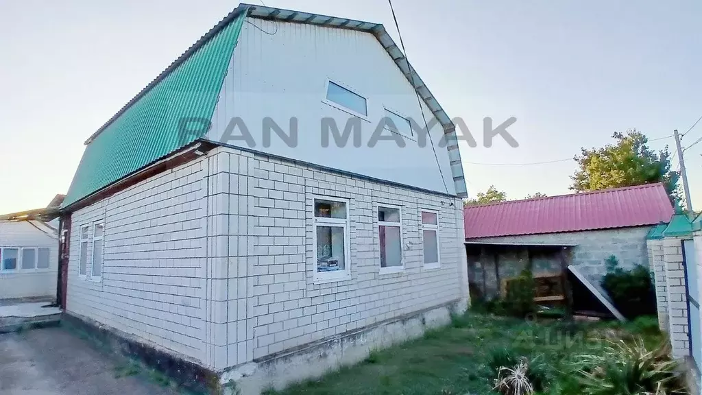 Дом в Адыгея, Майкопский район, Победенское с/пос, пос. Совхозный ул. ... - Фото 1