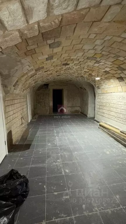 Помещение свободного назначения в Саратовская область, Саратов просп. ... - Фото 2