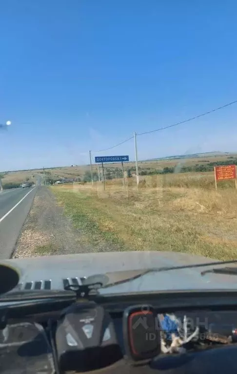 Участок в Саратовская область, д. Докторовка ул. Дачная, 1Б (26.0 ... - Фото 1