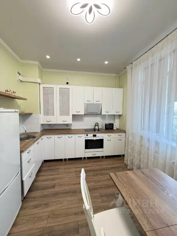 1-к кв. Крым, Симферополь просп. Кирова, 49 (43.9 м) - Фото 0