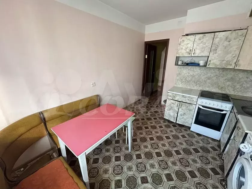 2-к. квартира, 65 м, 8/10 эт. - Фото 1