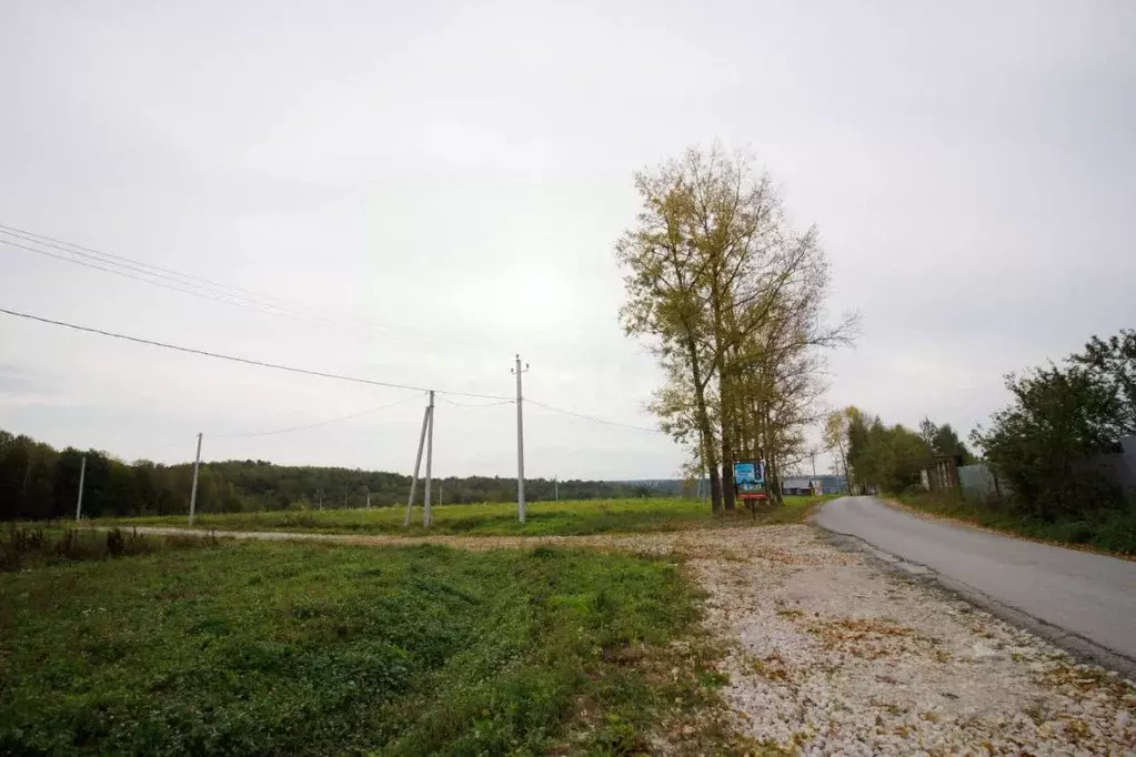 Участок в Калужская область, Калуга городской округ, д. Канищево ул. ... - Фото 1