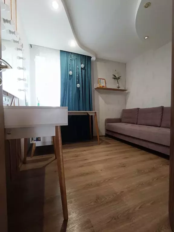 Продаётся 4-к квартира, 74.2 м - Фото 1