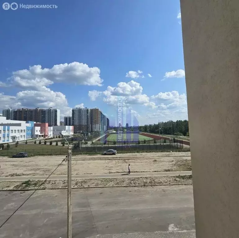 3-комнатная квартира: Воронеж, улица Артамонова, 34Ж (92.6 м) - Фото 1