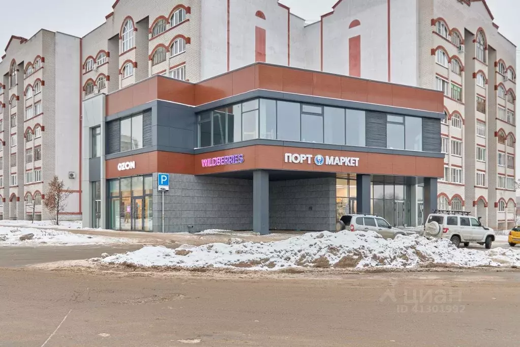 Торговая площадь в Татарстан, Казань ул. Хайдара Бигичева, 35 (110.0 . - Фото 1
