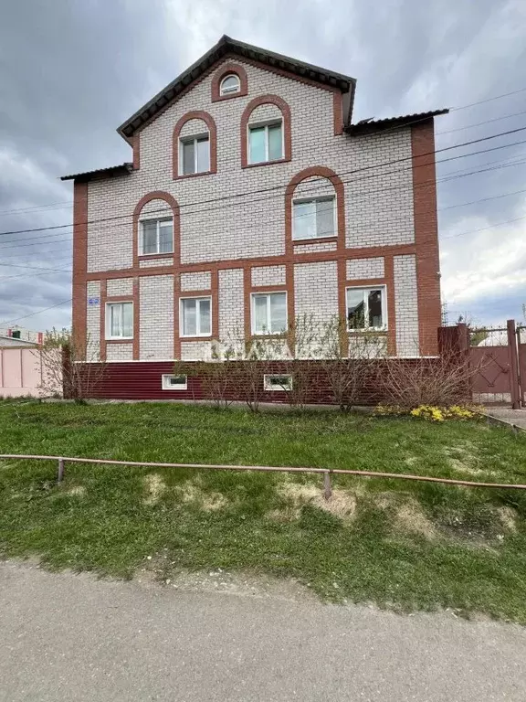 Дом в Башкортостан, Стерлитамак ул. Латыпова (287 м) - Фото 1