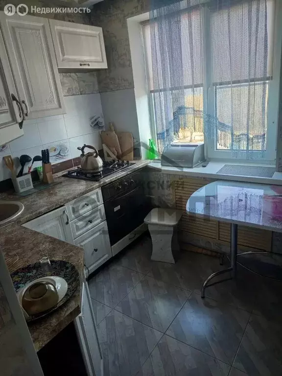 3-комнатная квартира: Калуга, улица Дубрава, 10 (57.2 м) - Фото 1