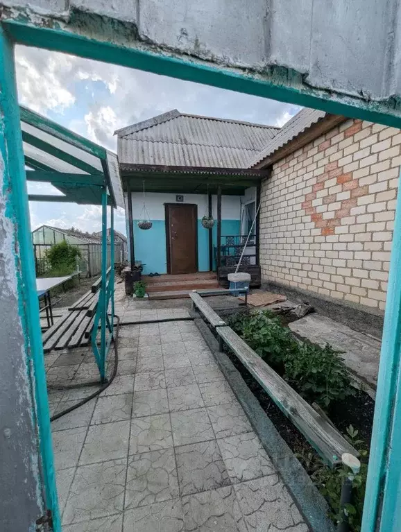 Дом в Челябинская область, Еткульский муниципальный округ, с. ... - Фото 1