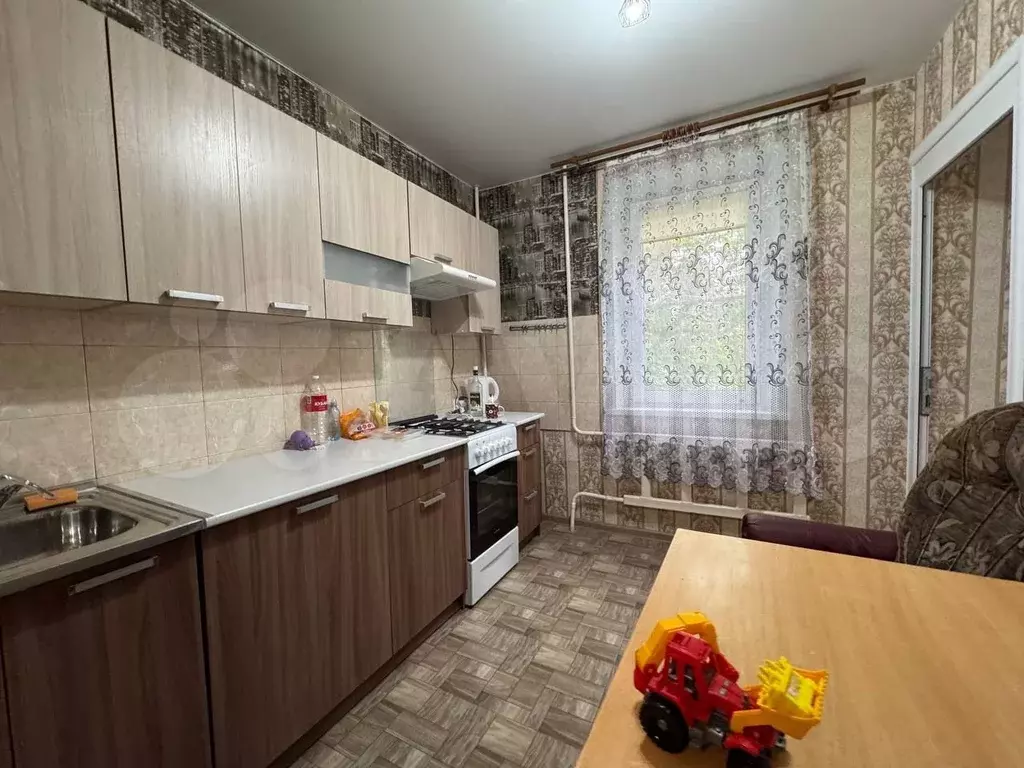 2-к. квартира, 55 м, 2/9 эт. - Фото 0