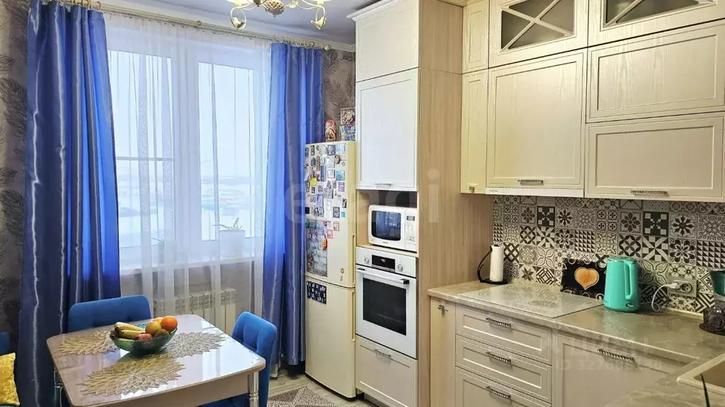 3-к кв. Ханты-Мансийский АО, Ханты-Мансийск ул. Анны Коньковой, 16 ... - Фото 2