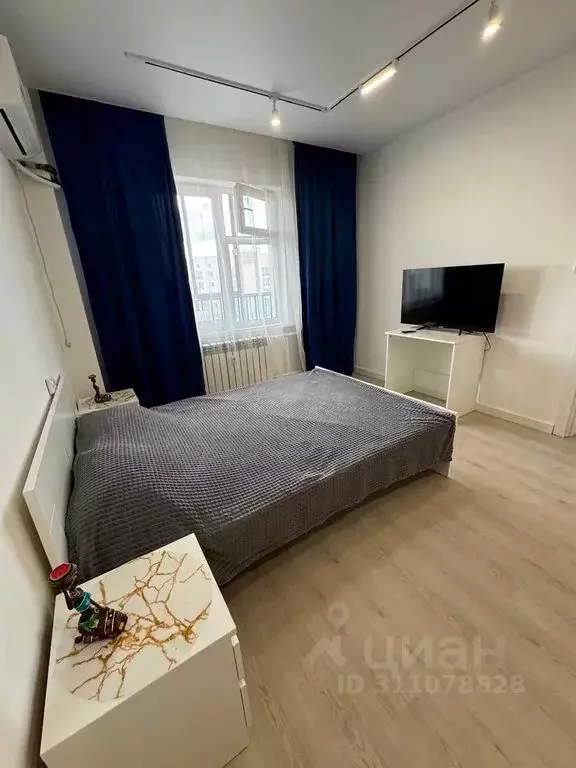 1-к кв. Саха (Якутия), Якутск ул. Свердлова, 3 (36.0 м) - Фото 0