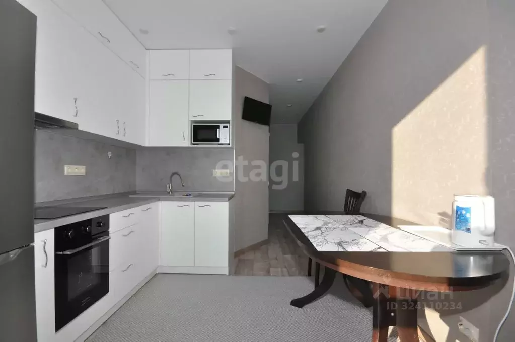 2-к кв. Сахалинская область, Южно-Сахалинск Загородная ул., 2к4 (55.5 ... - Фото 2