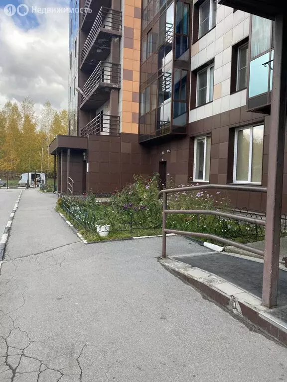 Квартира-студия: Новосибирск, улица Петухова, 16/4 (38 м) - Фото 1