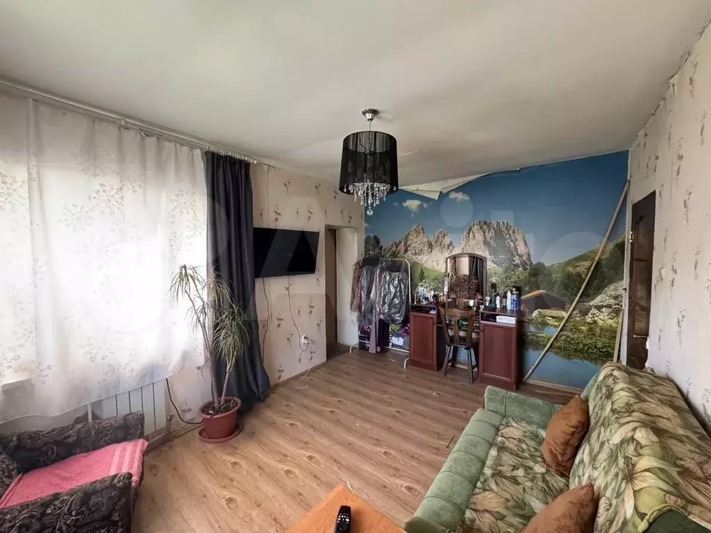 Комната 16 м в 4-к., 1/2 эт. - Фото 0
