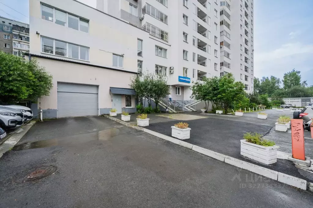 Гараж в Свердловская область, Екатеринбург ул. Волгоградская, 29А (15 ... - Фото 2