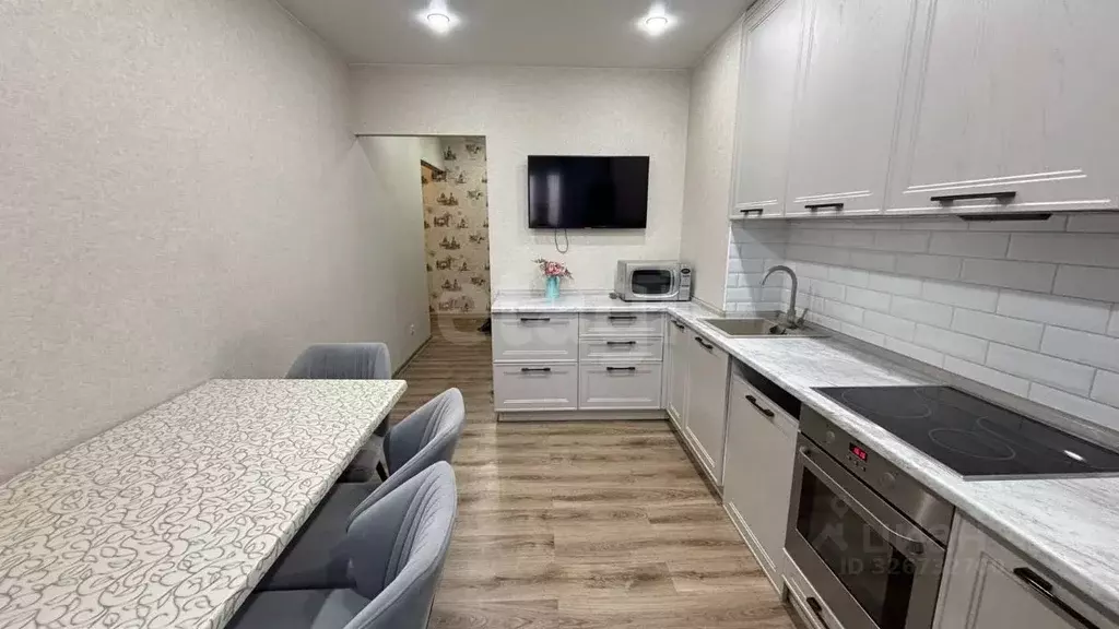 3-к кв. Красноярский край, Красноярск ул. Молокова, 1А (70.0 м) - Фото 2