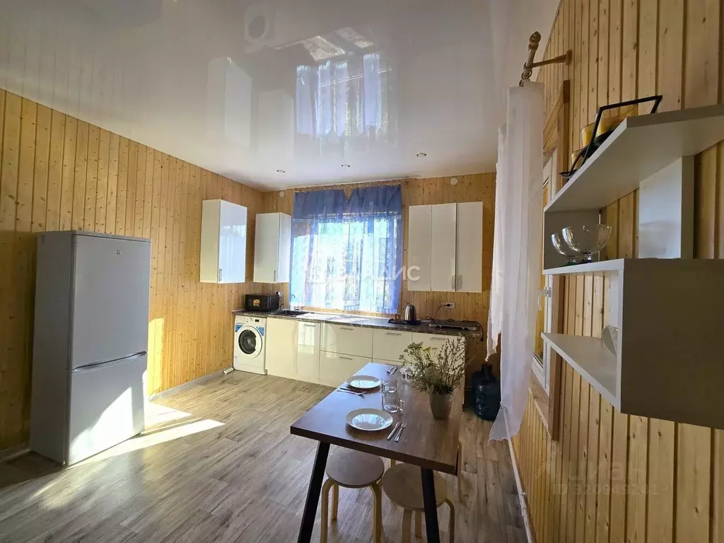 Дом в Карелия, Питкярантский муниципальный округ, д. Острова ... - Фото 1