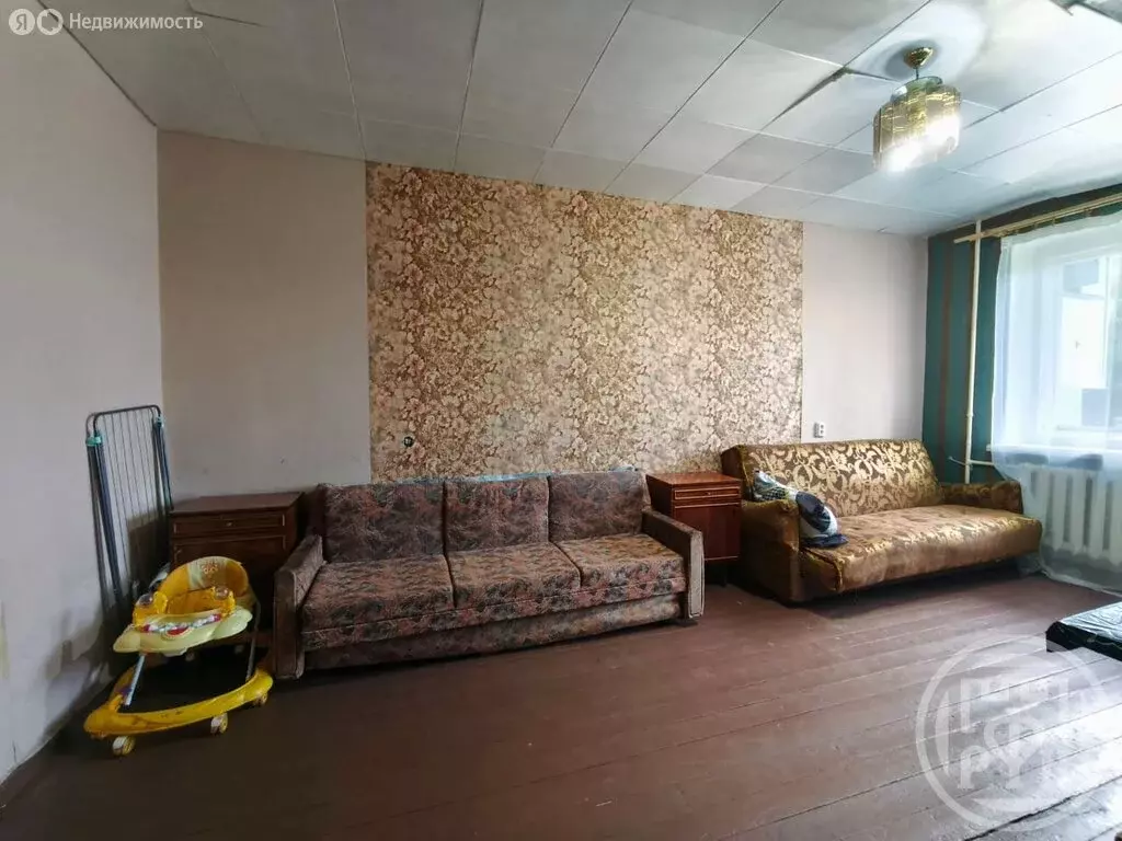 2-комнатная квартира: Лукаши, Ижорская улица, 1 (46 м) - Фото 1