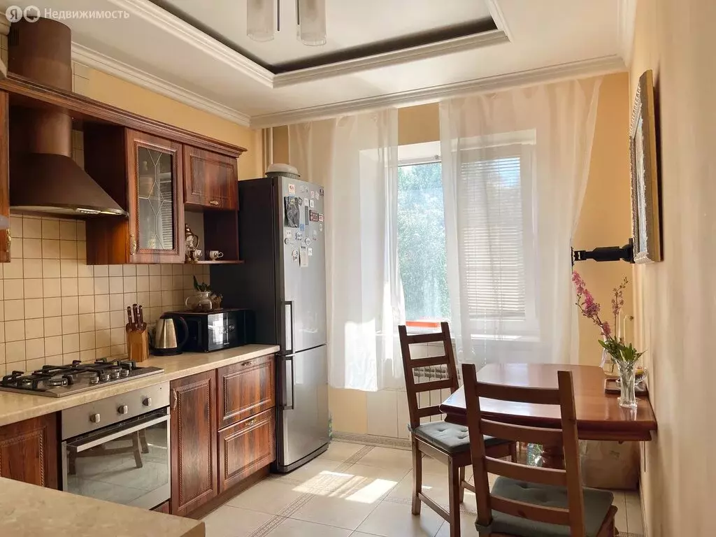 3-комнатная квартира: Казань, улица Лесгафта, 21 (70 м) - Фото 1