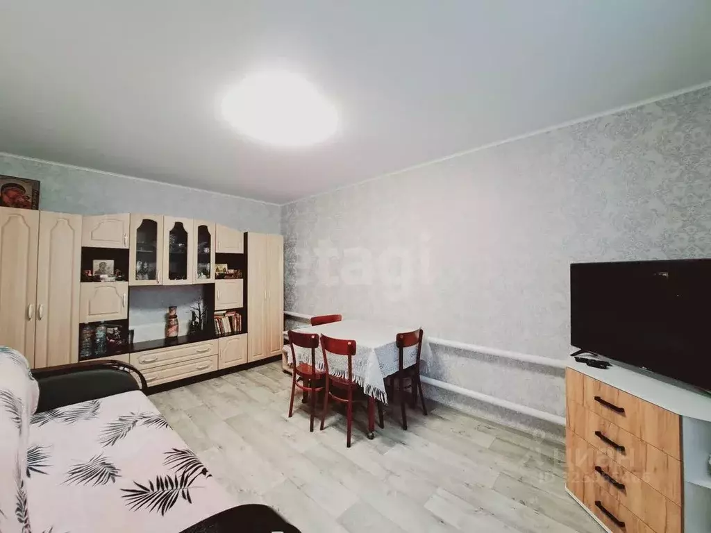 2-к кв. Саратовская область, Балашов ул. 1-я Железнодорожная, 14 (40.4 ... - Фото 1