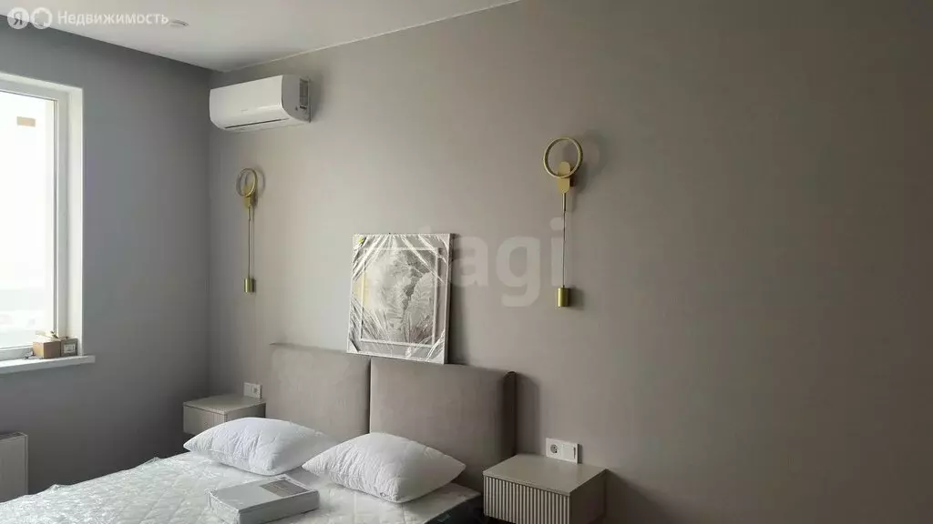 1-комнатная квартира: Мирное, улица Крымской Весны, 13к1 (35.7 м) - Фото 1