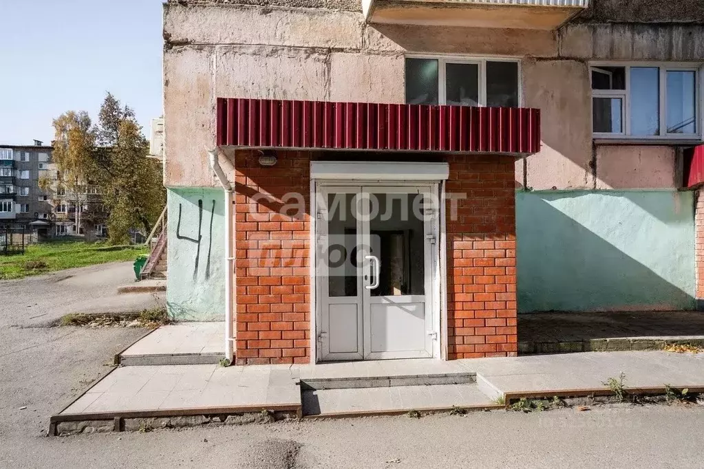 Торговая площадь в Челябинская область, Верхний Уфалей ул. Ленина, ... - Фото 1