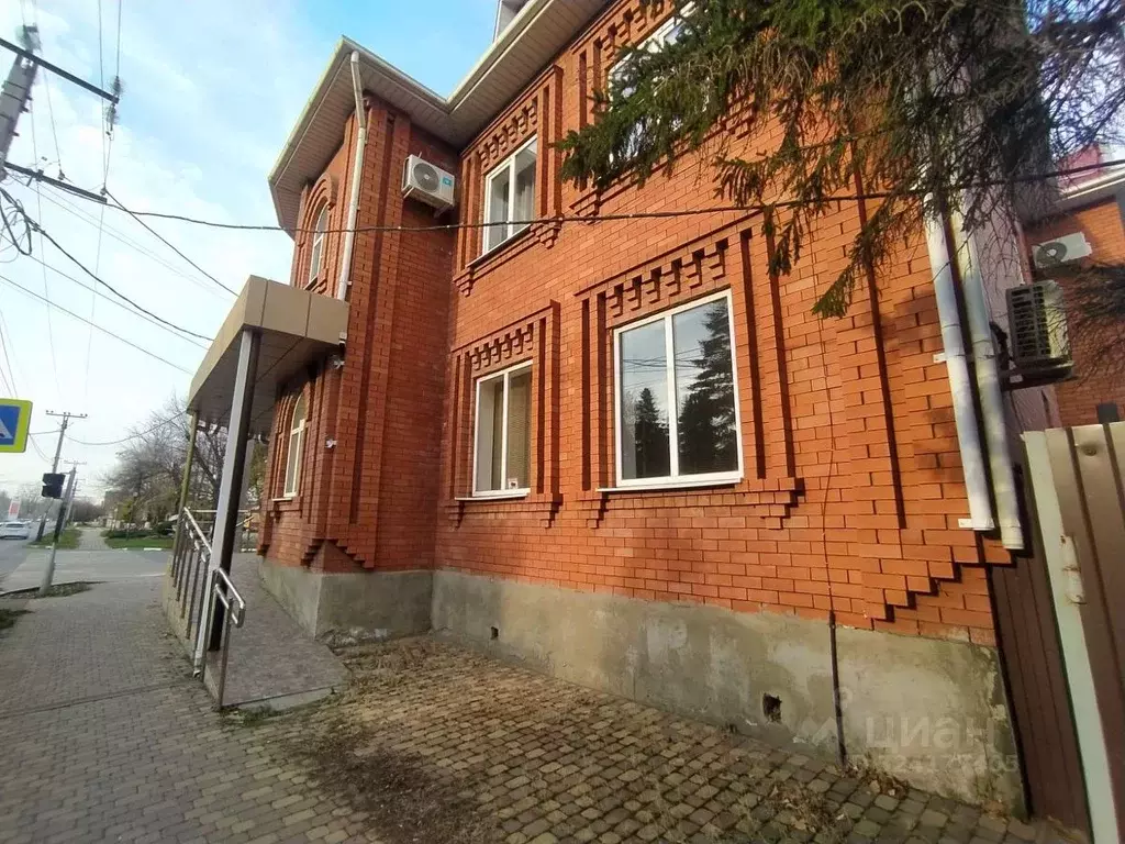 Помещение свободного назначения в Краснодарский край, Армавир ул. ... - Фото 1