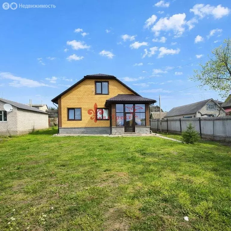 Дом в село Шляхово, улица имени Героя Орехова, 28 (150 м) - Фото 1