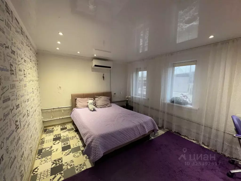 Дом в Астраханская область, Астрахань Завод имени 30-летия Октября ... - Фото 1