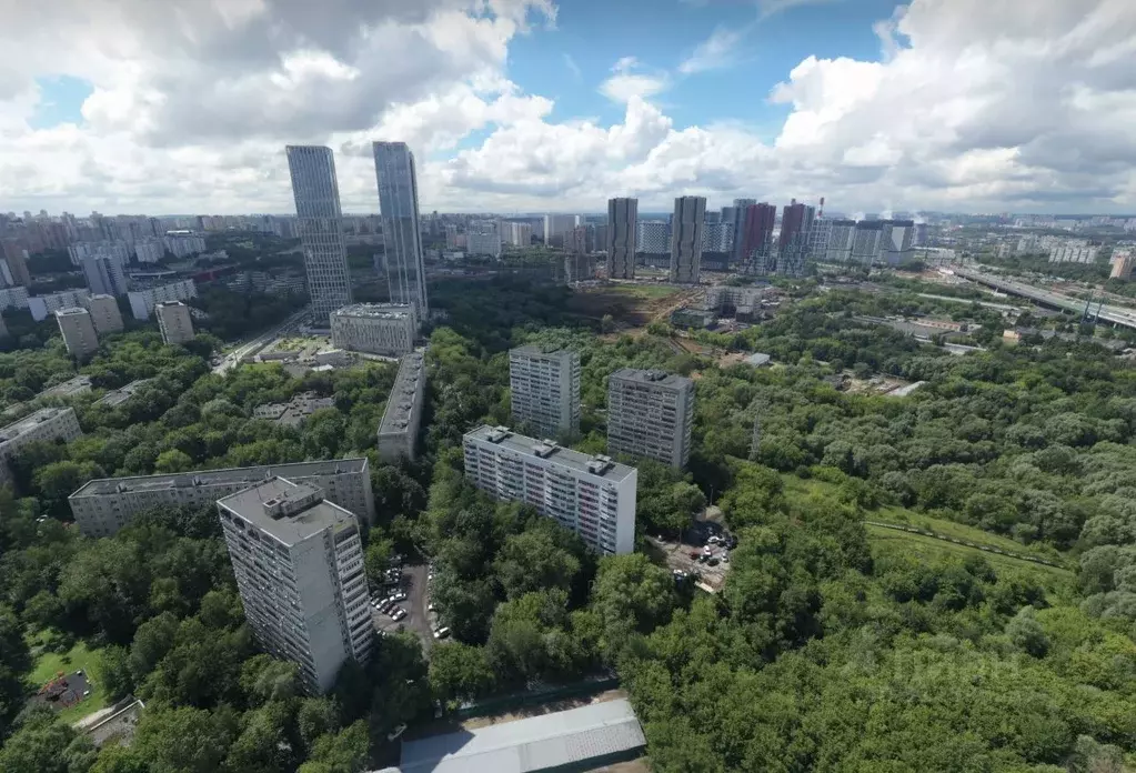 3-к кв. Москва Винницкая ул., 8к1 (64.2 м) - Фото 0