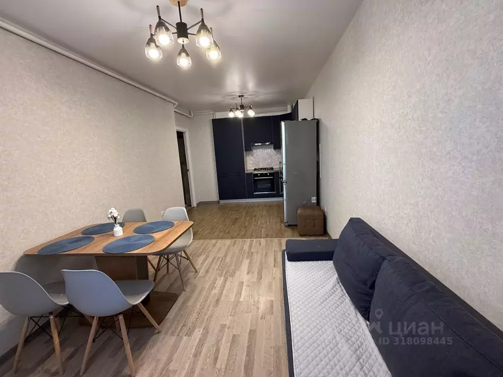 2-к кв. Ростовская область, Батайск ул. Леонова, 12к2 (63.0 м) - Фото 0