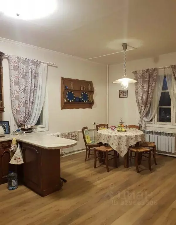 Дом в Санкт-Петербург Межозерная ул., 5 (236 м) - Фото 1