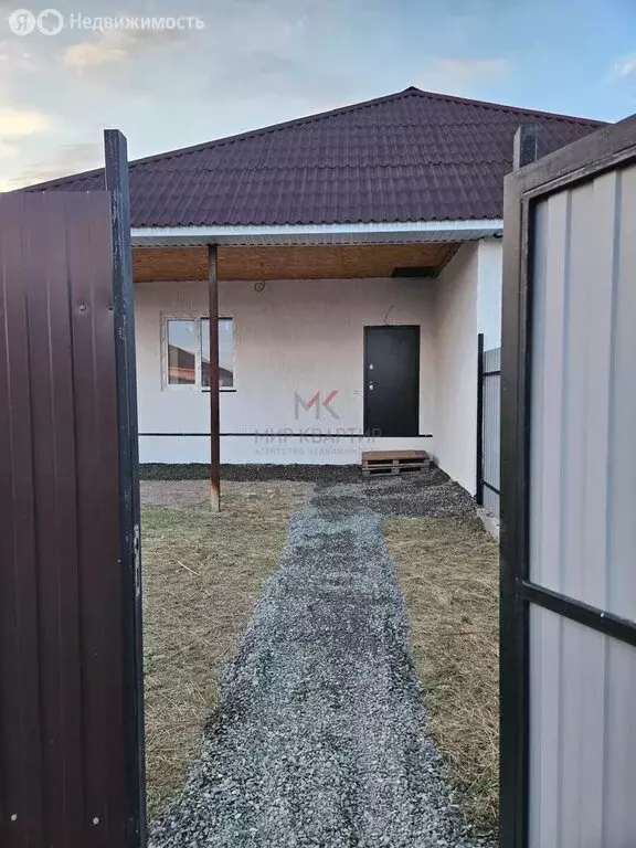 Дом в Усть-Абаканский район, село Калинино (167 м) - Фото 2