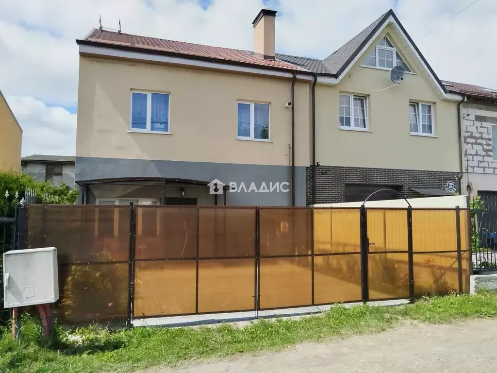 Таунхаус в Калининградская область, Светлый ул. Гагарина, 43А (190 м) - Фото 1