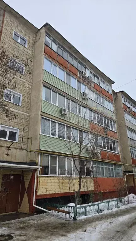 2-к кв. Волгоградская область, Камышин 5-й мкр, 101 (50.6 м) - Фото 1