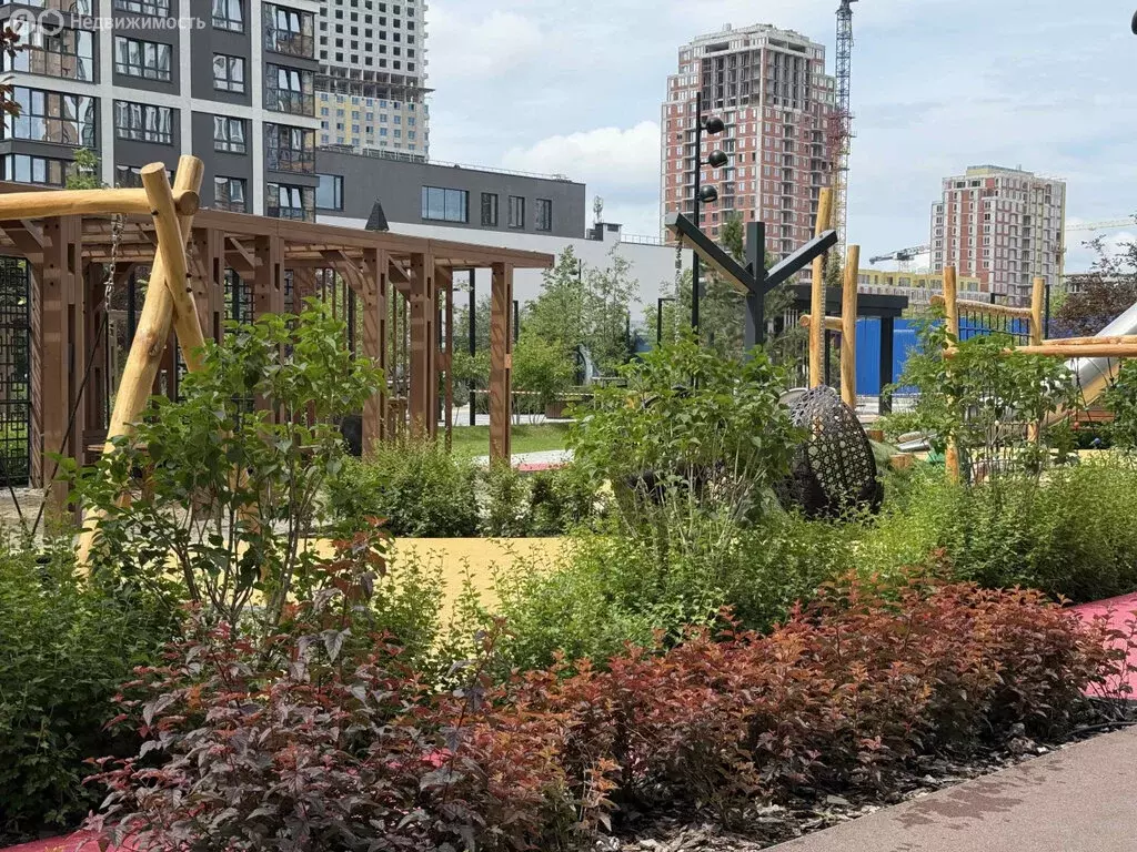 3-комнатная квартира: Екатеринбург, улица Айвазовского, 52 (77.4 м) - Фото 0