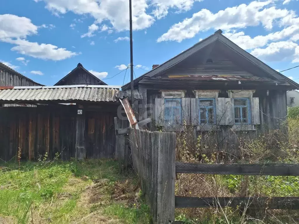 Дом в Свердловская область, Горноуральский муниципальный округ, с. ... - Фото 1