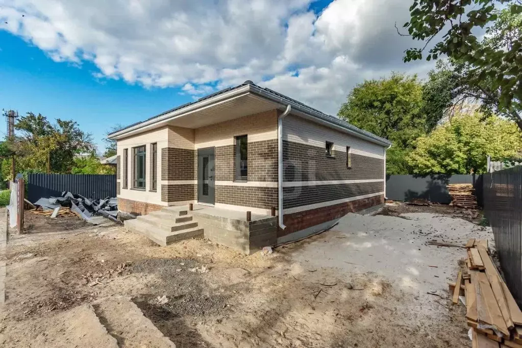 Дом в Ростовская область, Азовский район, Поселок Красный сад, Красный ... - Фото 1