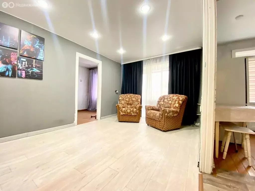 2-комнатная квартира: Ленинск-Кузнецкий, проспект Кирова, 114 (42 м) - Фото 1