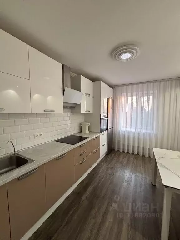 3-к кв. Томская область, Томск ул. Некрасова, 45 (83.4 м) - Фото 0