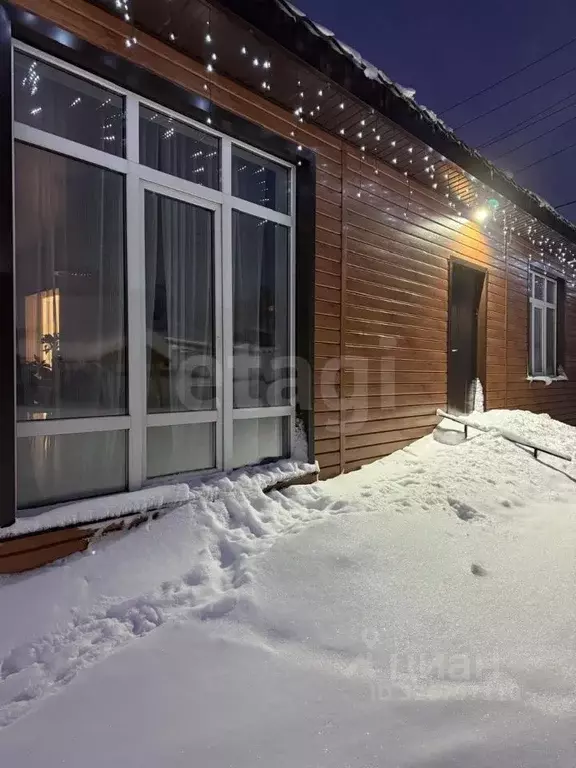 Дом в Кемеровская область, Прокопьевск Студенческая ул., 21А (120 м) - Фото 1