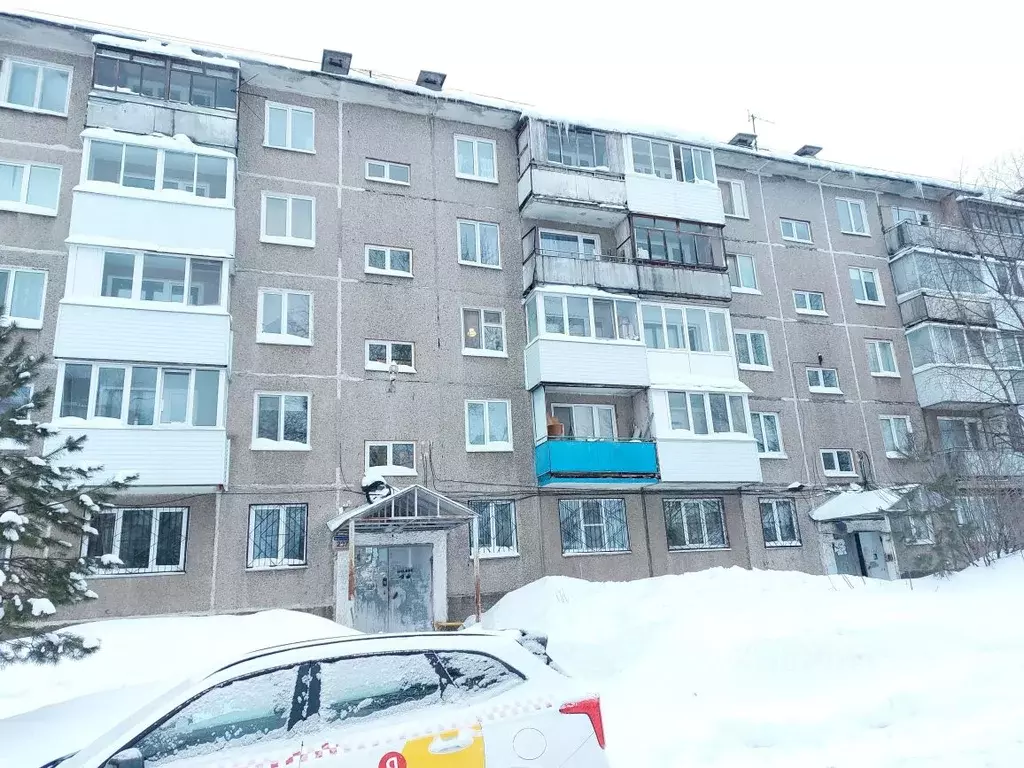 2-к кв. Пермский край, Пермь Балхашская ул., 207 (44.0 м) - Фото 1