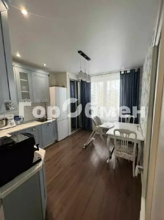 Продается 2-комнатная квартира - Фото 2