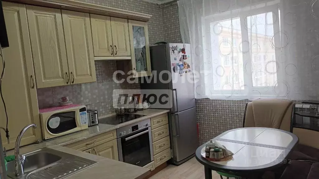 3-к кв. Ханты-Мансийский АО, Когалым ул. Мира, 22А (62.0 м) - Фото 0