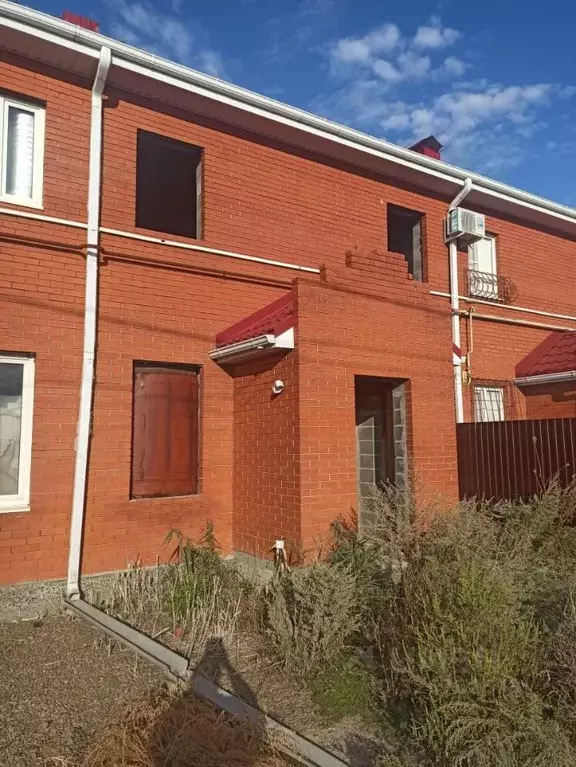 Таунхаус в Ростовская область, Волгодонск просп. Мира, 116/9 (67 м) - Фото 2