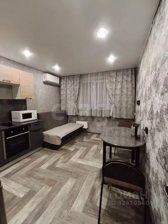 1-к кв. Тюменская область, Тюмень ул. 30 лет Победы, 148 (45.0 м) - Фото 1