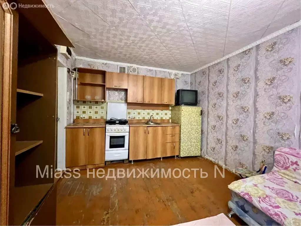 1к в 4-комнатной квартире (18 м) - Фото 0