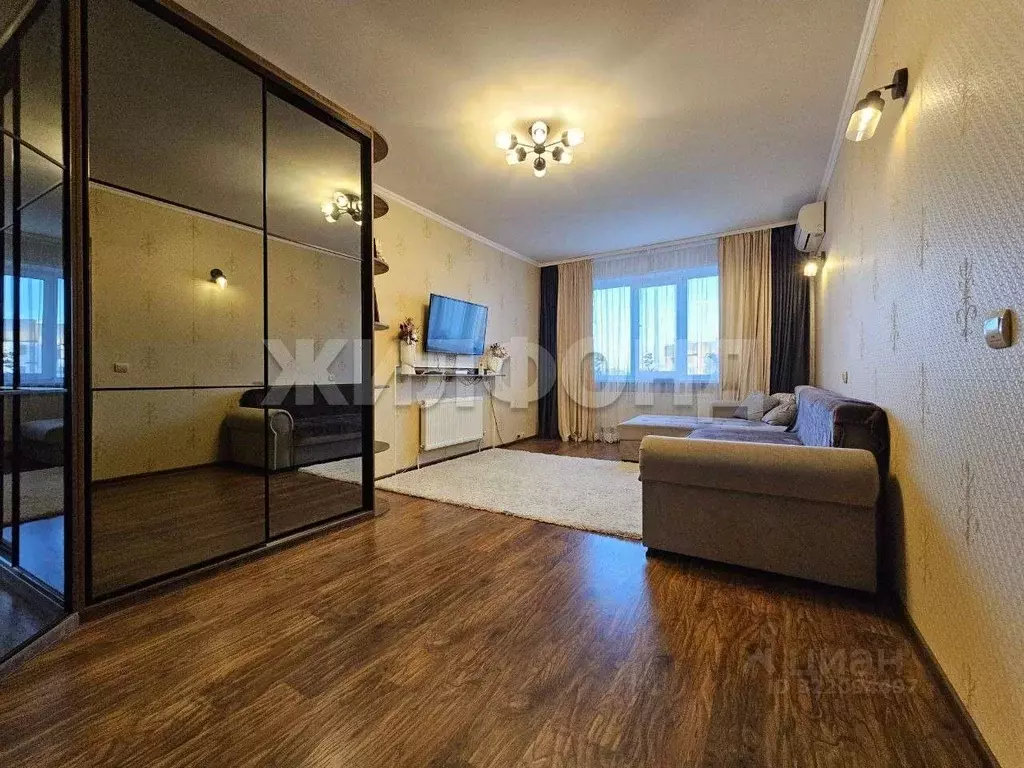 2-к кв. Брянская область, Брянск ул. Романа Брянского, 3 (57.7 м) - Фото 1