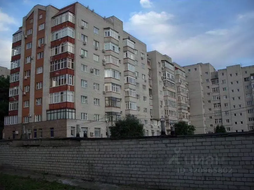 3-к кв. Курская область, Курск ул. Димитрова, 52 (140.0 м) - Фото 1