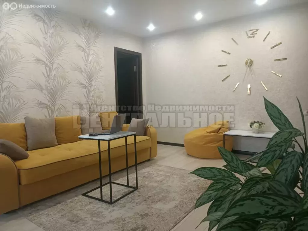 2-комнатная квартира: Смоленск, улица Черняховского, 28 (44.3 м) - Фото 1